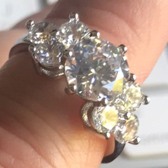 Brilliant Cut Ring “Very Impressively Sparkly”♥️ - Picture 4 of 7